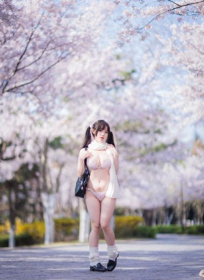 警花被灌满全身精子的视频_青苹果乐园免费高清观看